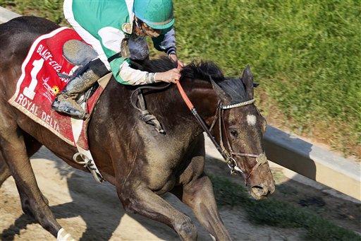Royal Delta, Jose Lezcano