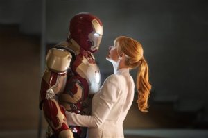 Film Downey and Paltrow