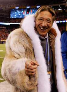 Sedate Super Bowl ads upstaged by a coat