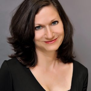 Lori Lundin