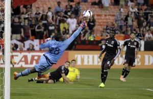 Bill Hamid, Ethan Finlay