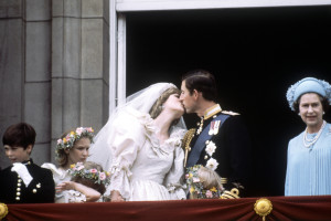 England Royal Wedding Kiss