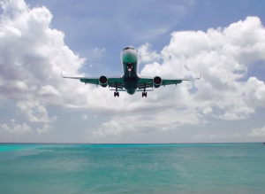 Airplane movie2