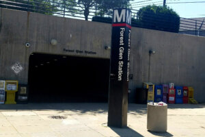 Forest Glen Station