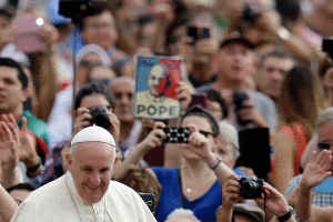 Pope crowd