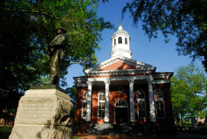 LOUDOUN COUNTY COURTHOUSE LEESBURG