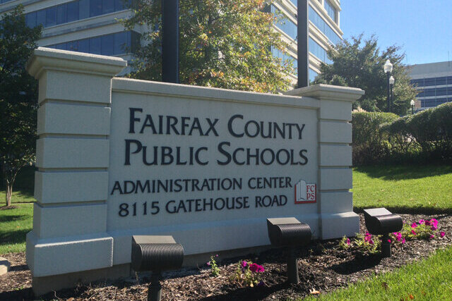 FAIRFAX COUNTY PUBLIC SCHOOLS BUILDING