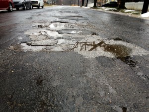 Pothole nia