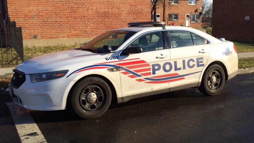 Dc police car
