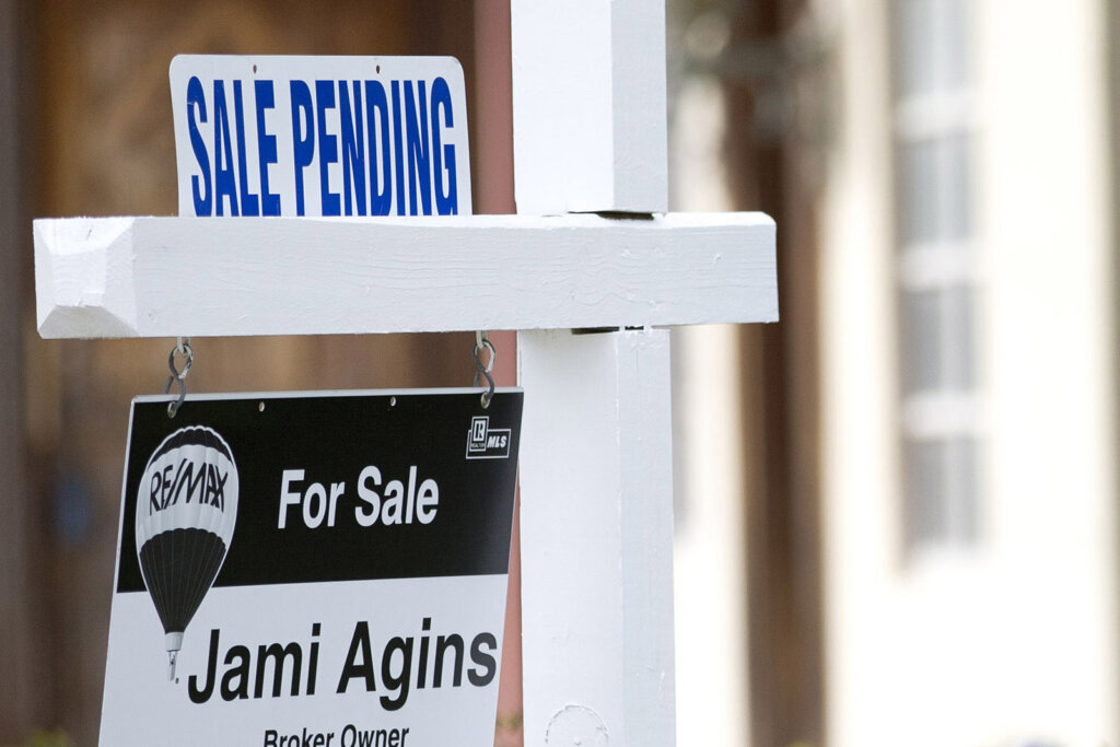 Pending Home Sales
