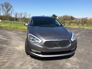 Kia K900 front