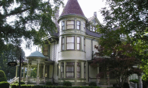 Smithfield gwaltney house