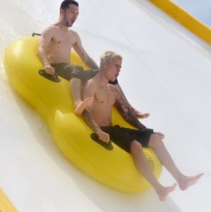 Justin Bieber Six Flags