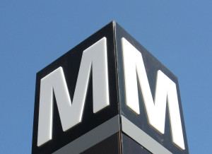 Metro pole aei