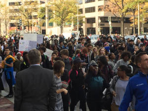 111516 dc protest trump