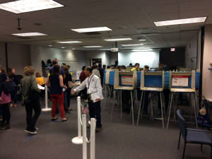 Photo in person absentee voting polls in FFX Co WTOP Dick Uliano