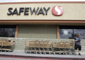 Earns Safeway