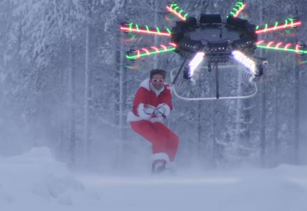 122316 snowboard santa