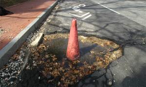 1 pothole cone