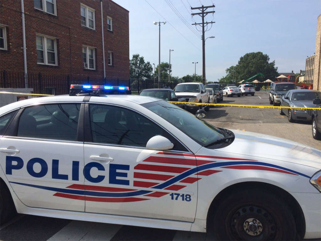 022417 dc police shooting