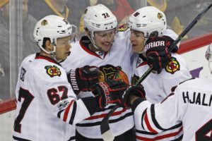 Blackhawks Penguins Hockey