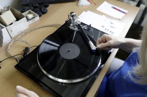 Czech Republic Turntable Return