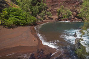 Kaihalulu Bay