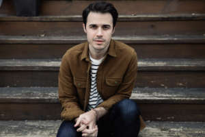 Kris allen sitting