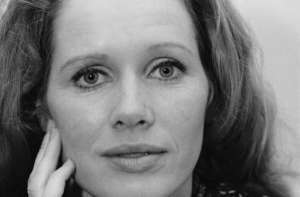 Liv Ullmann