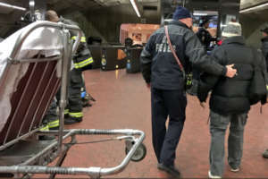 Metro derailment farragut6DCfire