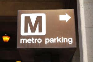 Metro parking kry