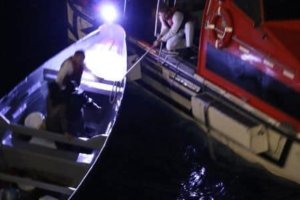 181223192743 04 boat rescue 1223 live video