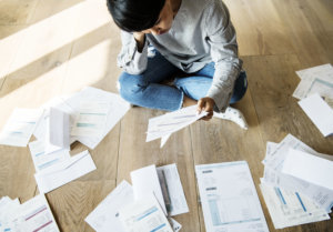 Woman managing the debt
