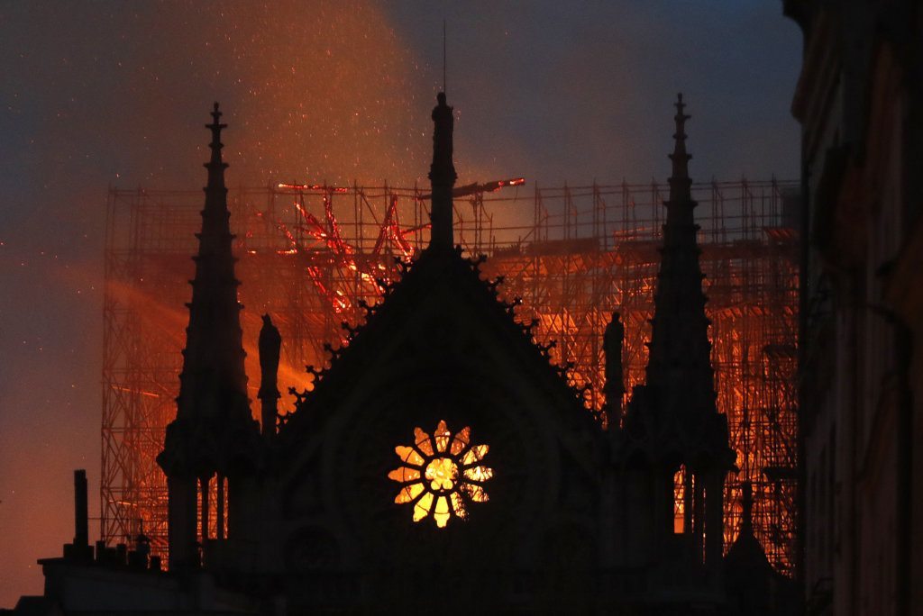 APTOPIX France Notre Dame Fire