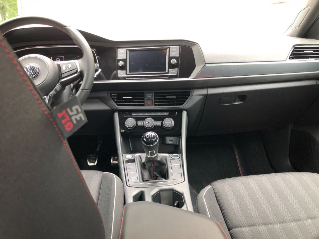 Center console in the 2019 Volkswagen Jetta.