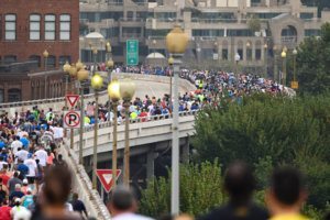 Army Ten Miler runners