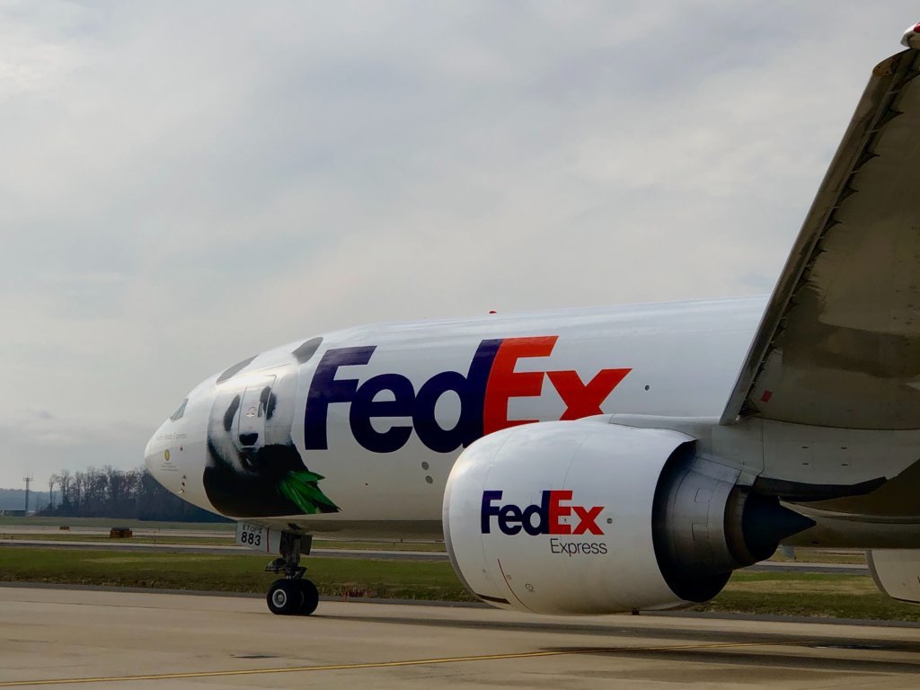 The Panda Express readies for takeoff.