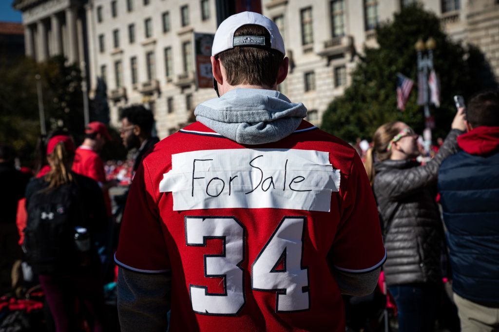 A Washington Nationals fan mocks the departure of Bryce Harper for the Philadelphia Phillies in 2018.