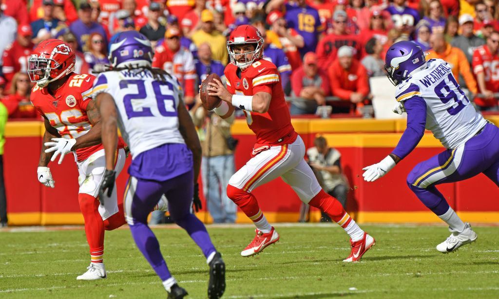 KANSAS CITY, MO — NOVEMBER 03: Quarterback Matt Moore #8 of the Kansas City Chiefs rolls to the outside during the first half against the Minnesota Vikings at Arrowhead Stadium on November 3, 2019 in Kansas City, Missouri.