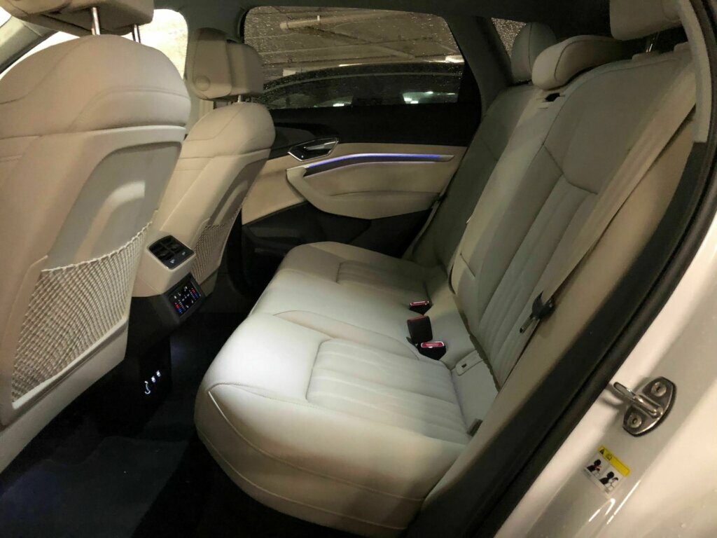 A full leather interior plus heated/ventilated seats that also give massages make sitting in traffic a bit easier.