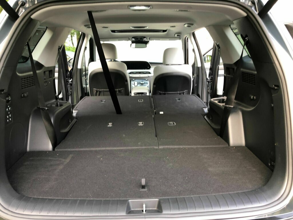 But fold all the seats and the Palisade can do some hauling.