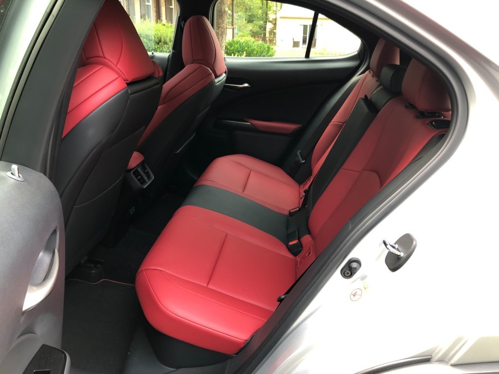 The back seat lacks leg room.
