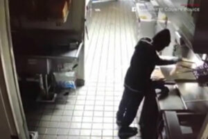 010920 taco bell burglar