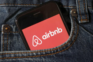 Airbnb: Illustration