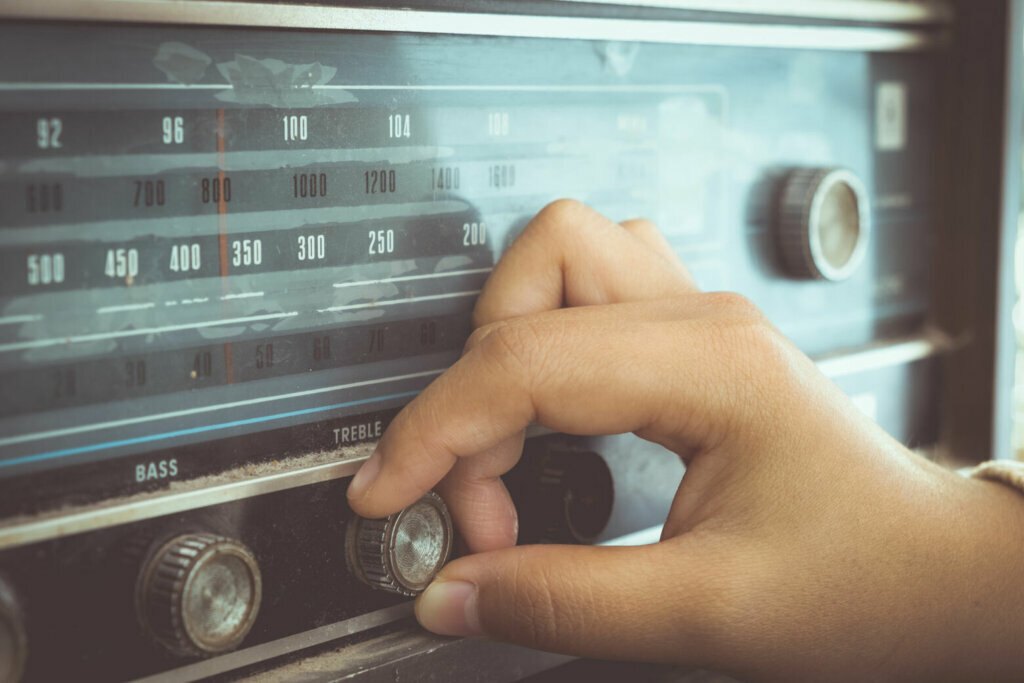 Listening radio