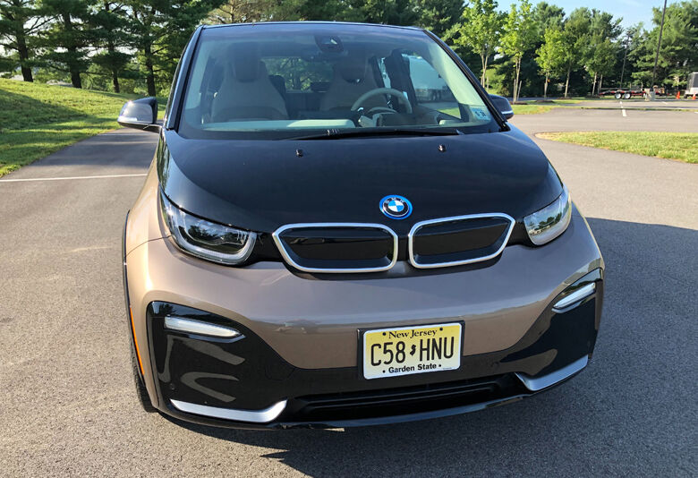 <p style="text-align: left;">The front end with the twin kidney grills looks familiar, but from there, it's a vehicle with funky shapes and lots of glass.</p>