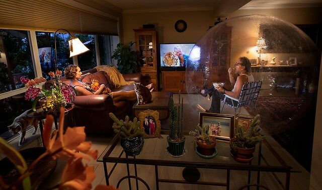 George and Sherryl Kamper watch Netflix. (Courtesy George Kamper via Brightest Young Things)
