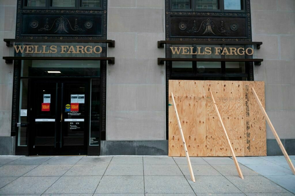 A Wells Fargo Bank near the White House is boarded up, after the unrest from the past few nights, in downtown D.C. on June 2, 2020.