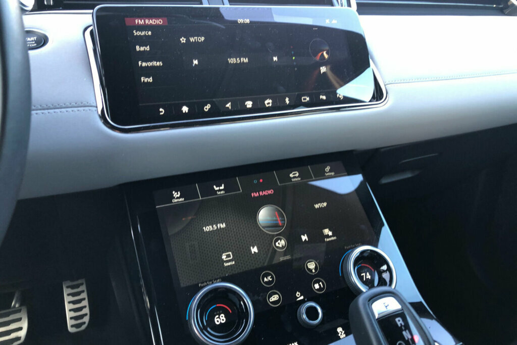 Some Evoque models come with two center screens; there is a bit of a learning curve. (WTOP/Mike Parris)