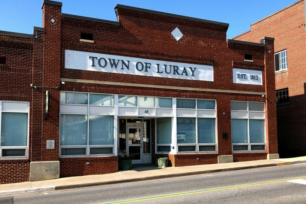 Luray town hall